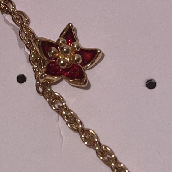 NIB Charter Club Gold-Tone Poinsettia Pendant Necklace and Stud Earrings - Picture 5 of 9